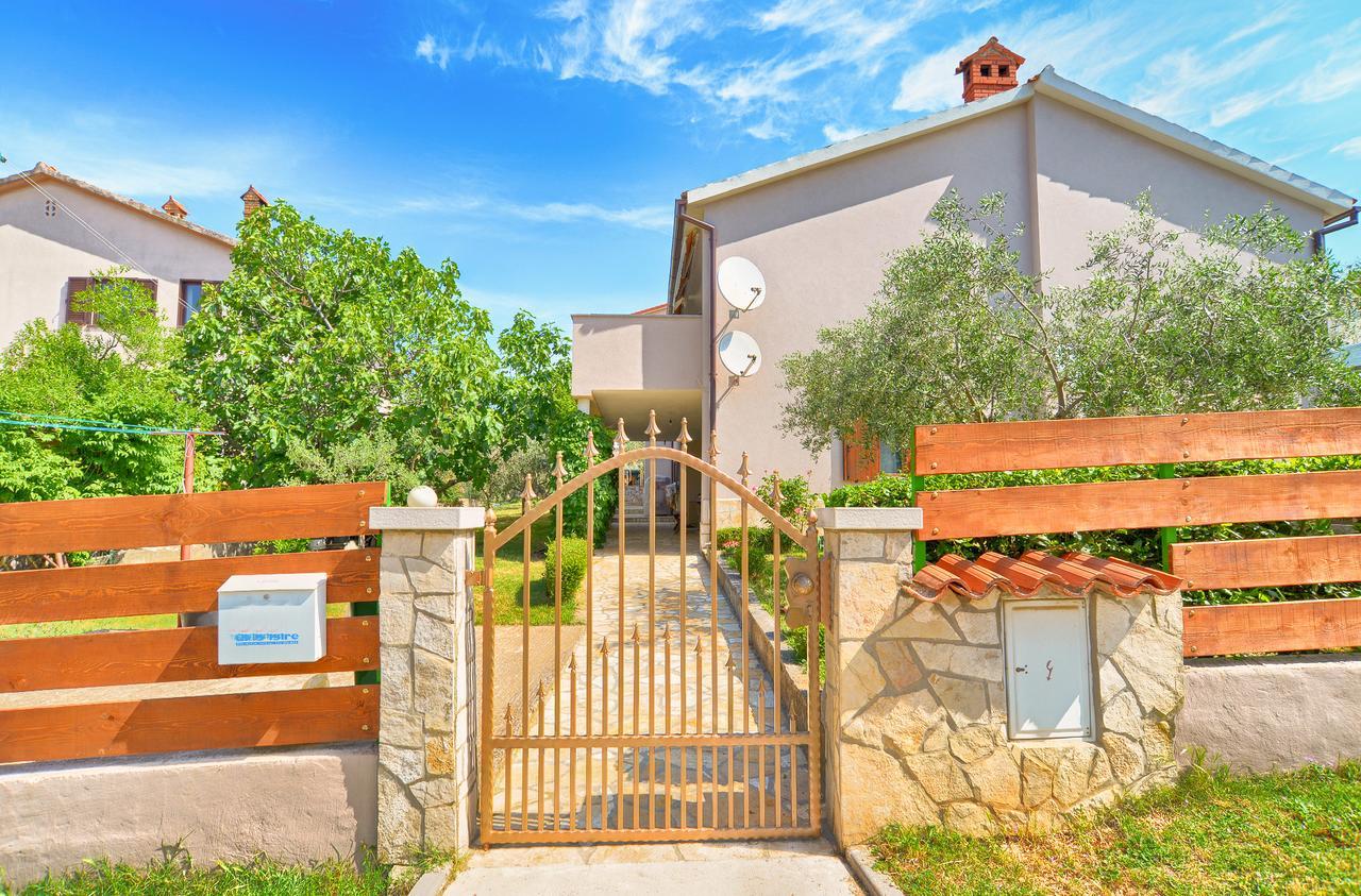 بولا Apartments Chiara 877 المظهر الخارجي الصورة